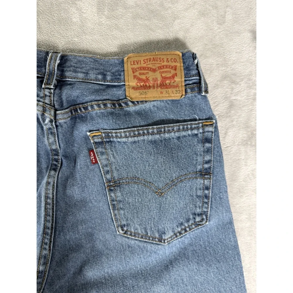 Levis 505 Jeans Mens 31x32 Blue Denim Regular Straight Fit